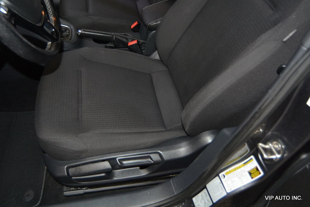Used 2015 Volkswagen Jetta SE FWD image 21
