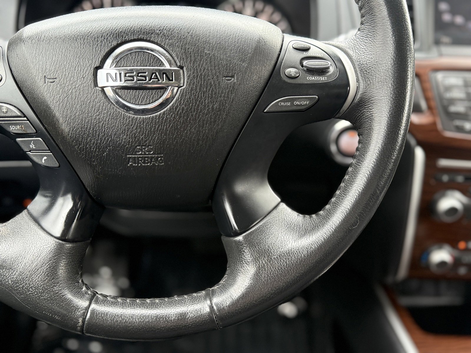 Used 2018 Nissan Pathfinder Platinum image 26