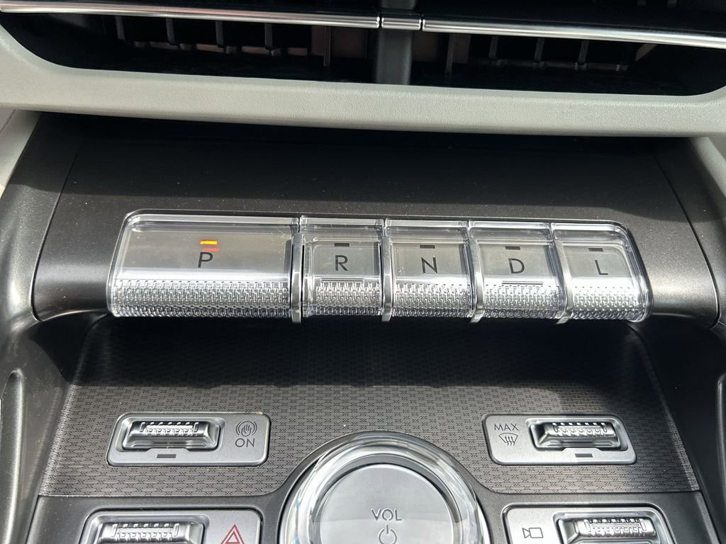 New 2026 Lincoln Nautilus Premier w/ Jet Appearance Package AWD/4WD image 25