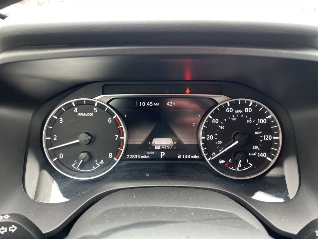 Used 2025 Nissan Rogue SV AWD/4WD image 28