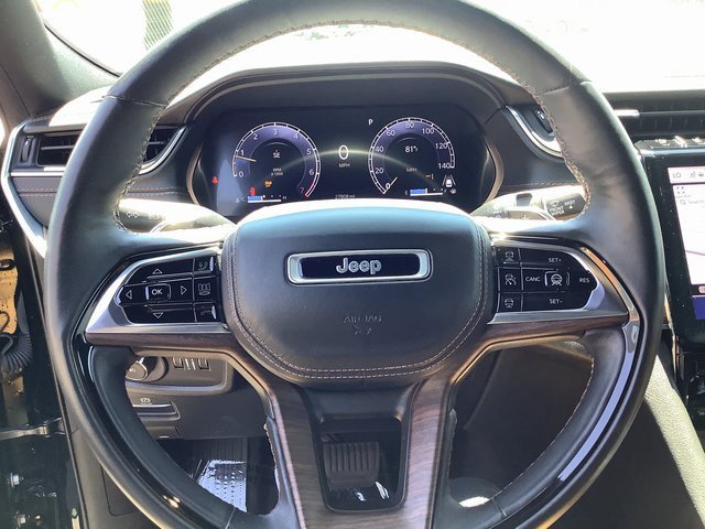 Used 2022 Jeep Grand Cherokee L Summit w/ Advanced Protech Group IV image 11