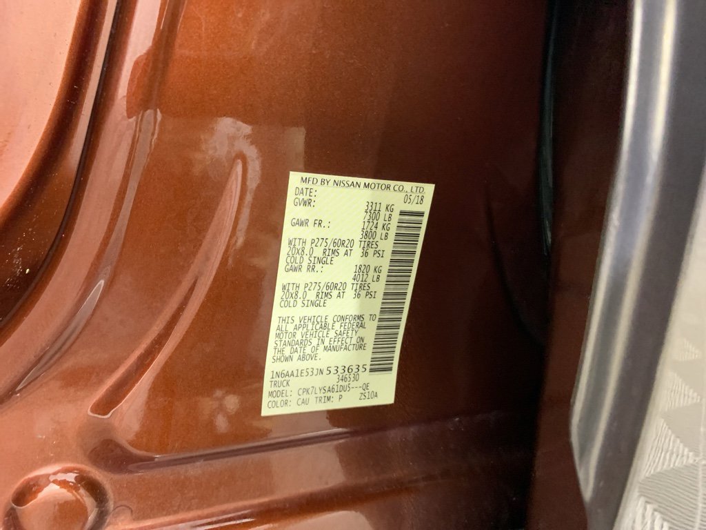 Used 2018 Nissan Titan Platinum Reserve w/ Platinum Utility Package image 12