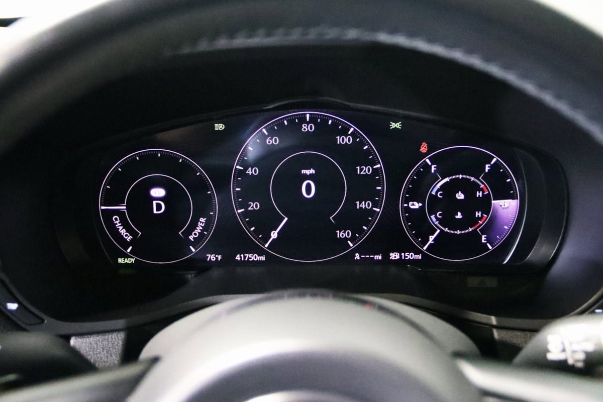 Used 2025 MAZDA CX-70 Plug-In Hybrid w/ Premium Pkg image 40