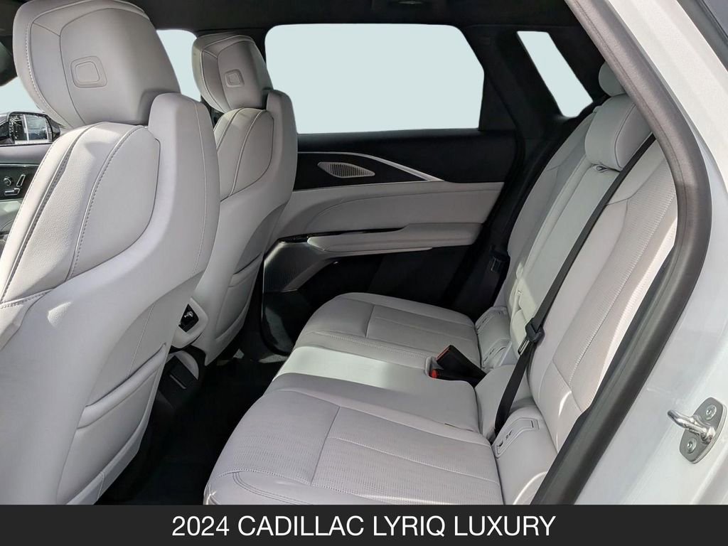 Used 2024 Cadillac Lyriq Luxury RWD image 19