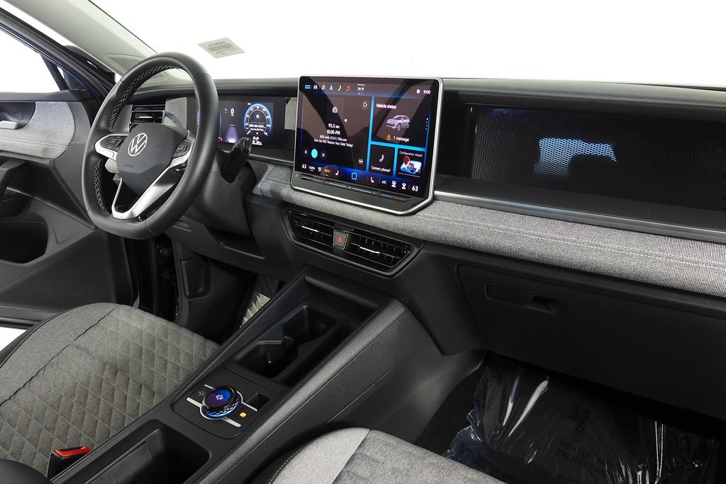 Used 2025 Volkswagen Tiguan S FWD image 13