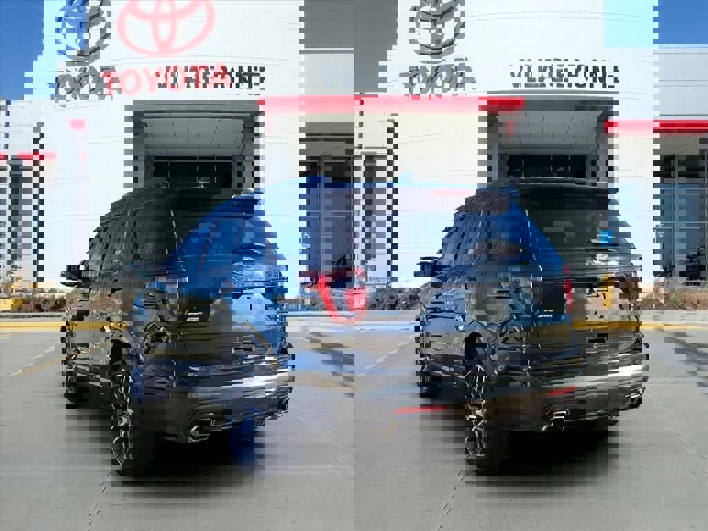 Used 2016 Ford Explorer Sport w/ Equipment Group 401A image 5