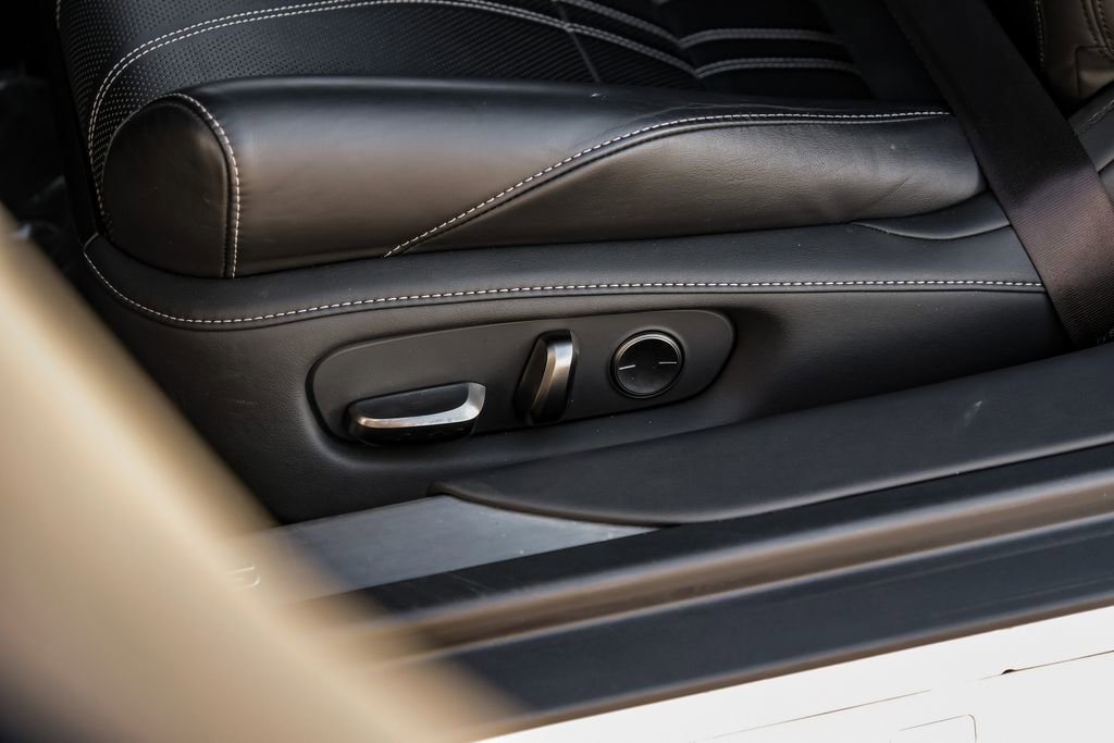 Used 2018 Lexus LC 500 Coupe w/ Touring Package image 39