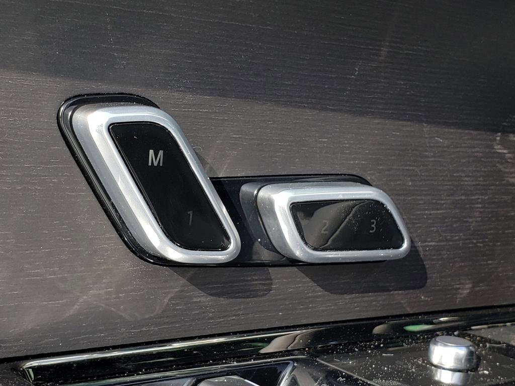 New 2025 Land Rover Range Rover Sport SE image 20