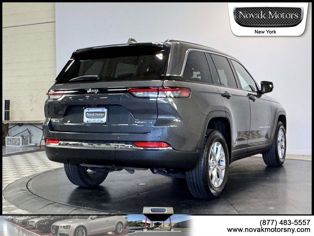 Used 2022 Jeep Grand Cherokee Limited image 10