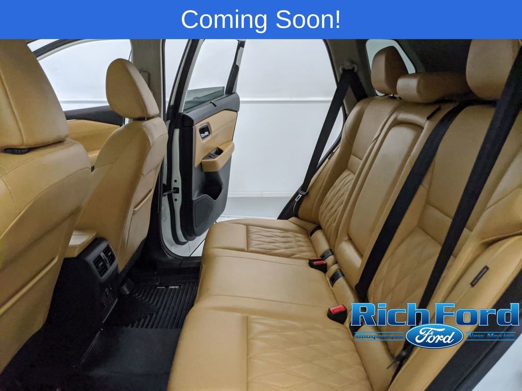 Used 2022 Nissan Rogue Platinum w/ Head-Up Display Package AWD/4WD image 17