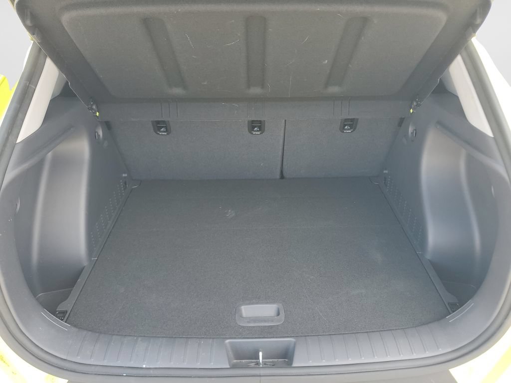 Used 2024 Hyundai Kona SEL FWD image 9
