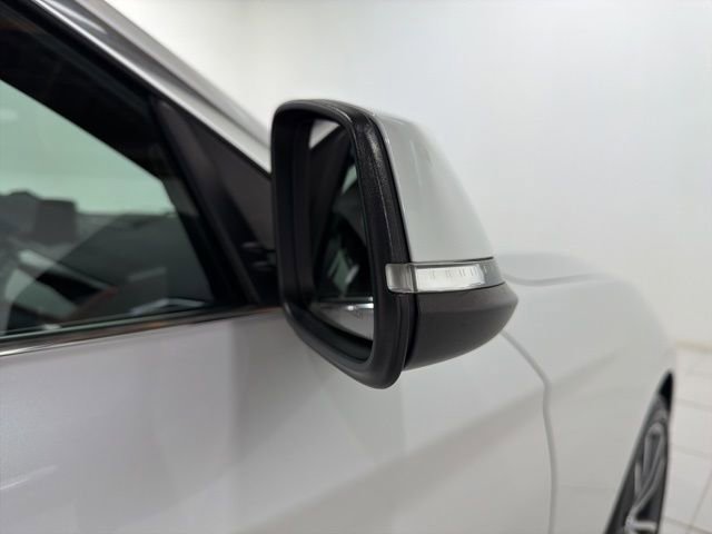 Used 2018 BMW 230i xDrive Convertible image 26