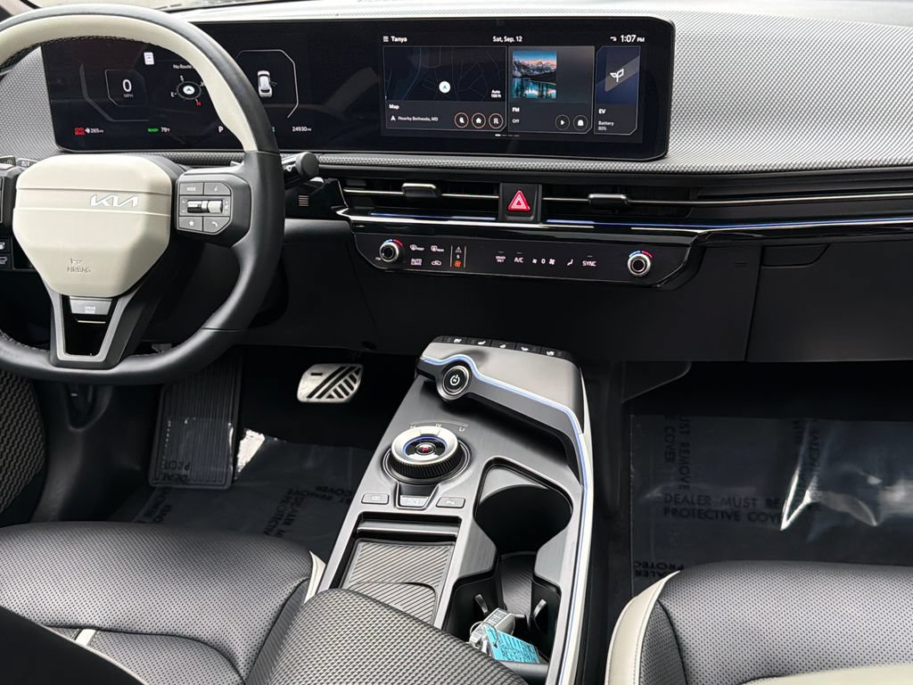 Certified 2025 Kia EV6 GT-Line AWD/4WD image 17