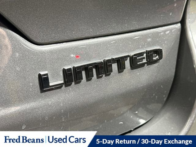 Used 2024 Jeep Grand Cherokee Limited w/ Black Appearance Package image 30
