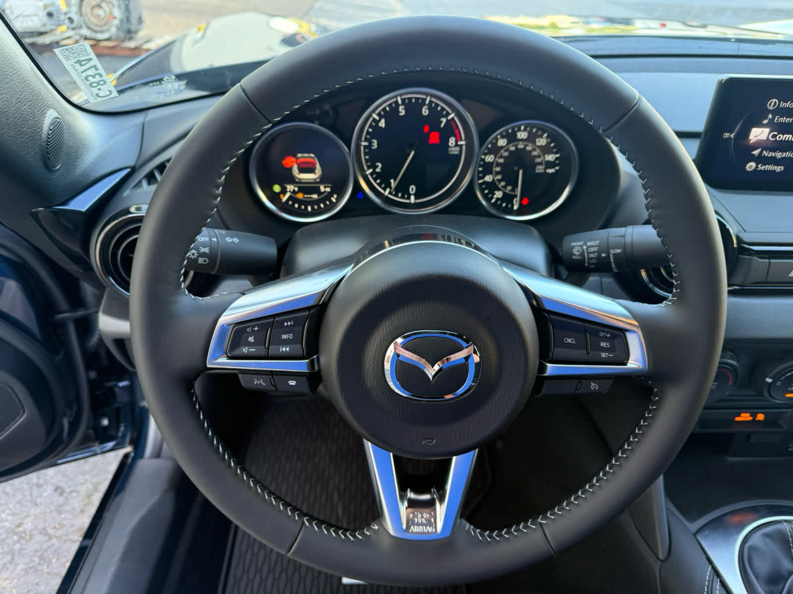 New 2026 MAZDA MX-5 Miata Club w/ Weather Package RWD image 2