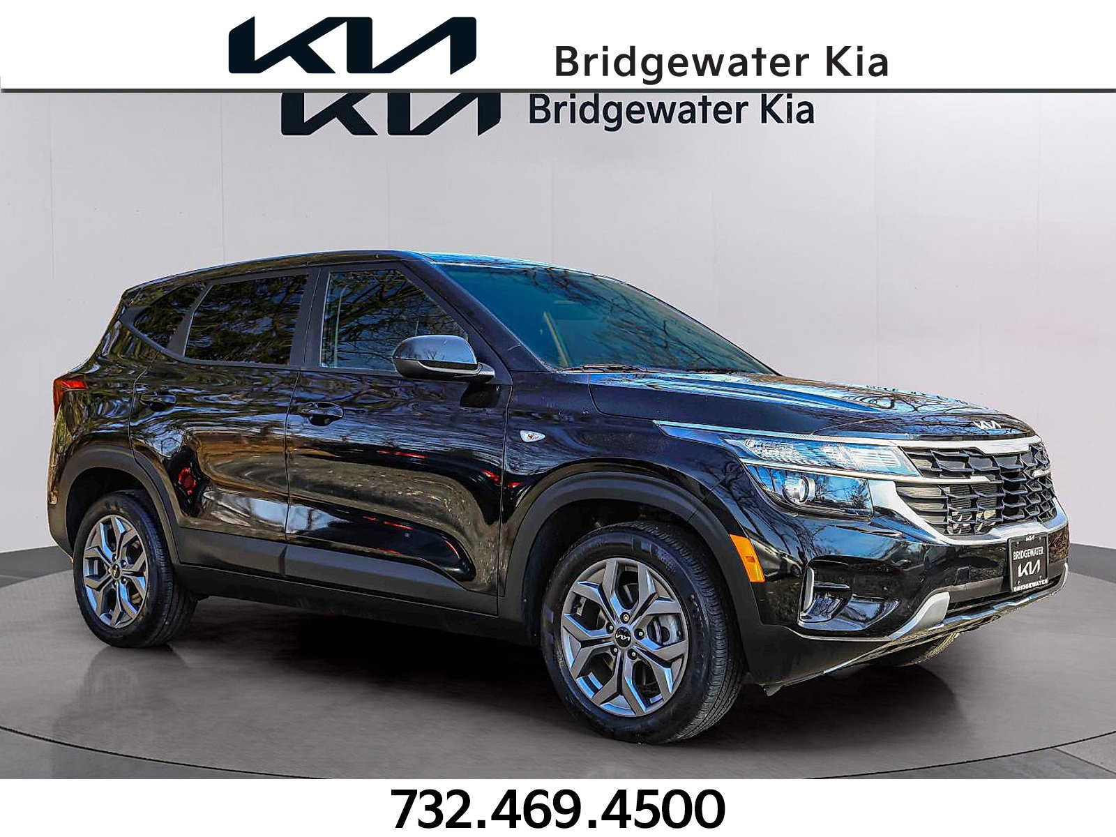 Certified 2024 Kia Seltos LX image 1