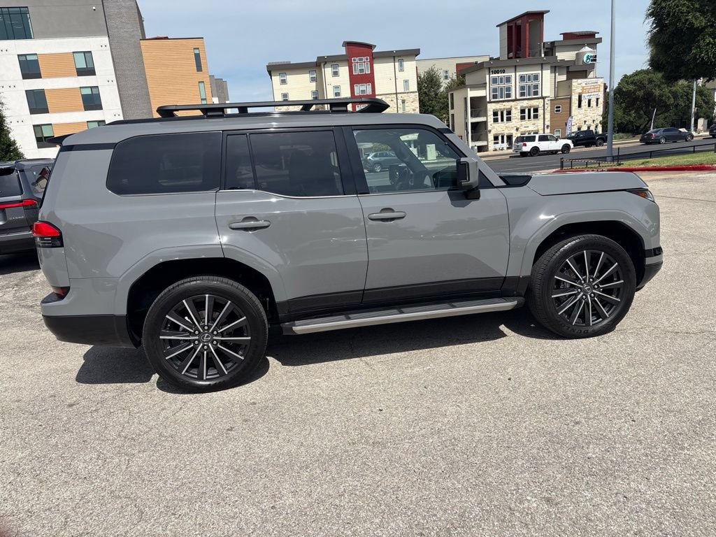Certified 2025 Lexus GX 550 AWD/4WD image 6
