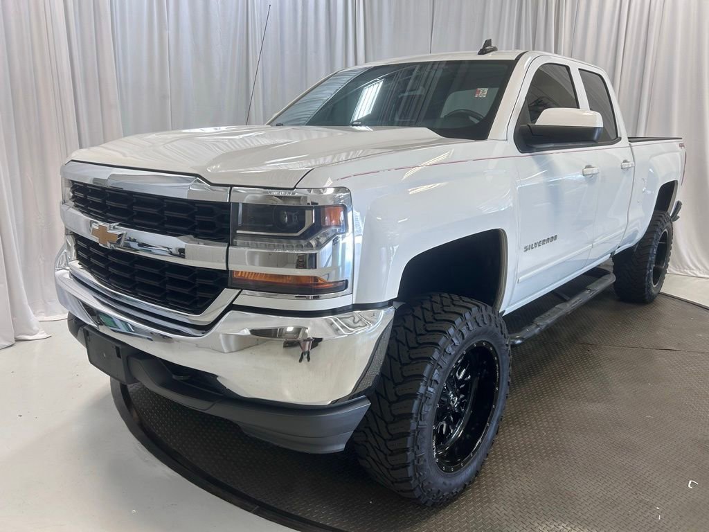 Used 2018 Chevrolet Silverado 1500 LT AWD/4WD image 23