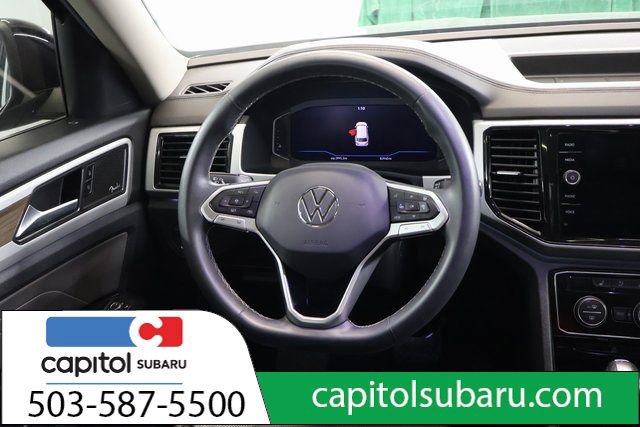 Used 2021 Volkswagen Atlas SEL Premium image 16