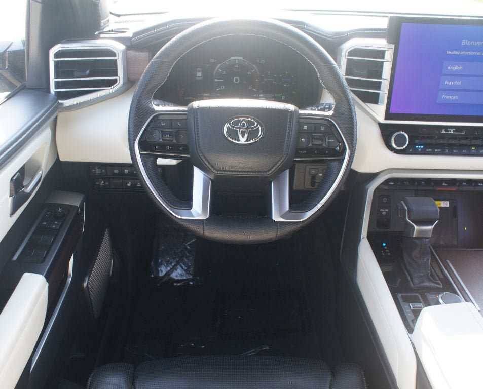 Used 2023 Toyota Sequoia Capstone AWD/4WD image 5