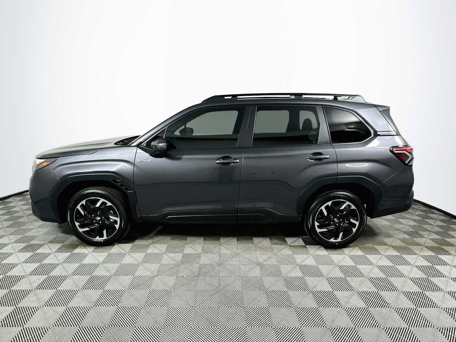 Certified 2026 Subaru Forester Premium AWD/4WD image 4