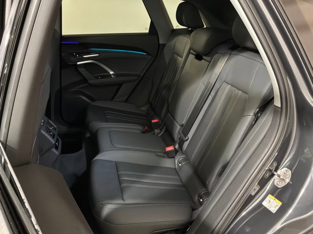 Certified 2025 Audi Q5 Premium w/ Convenience Package image 20