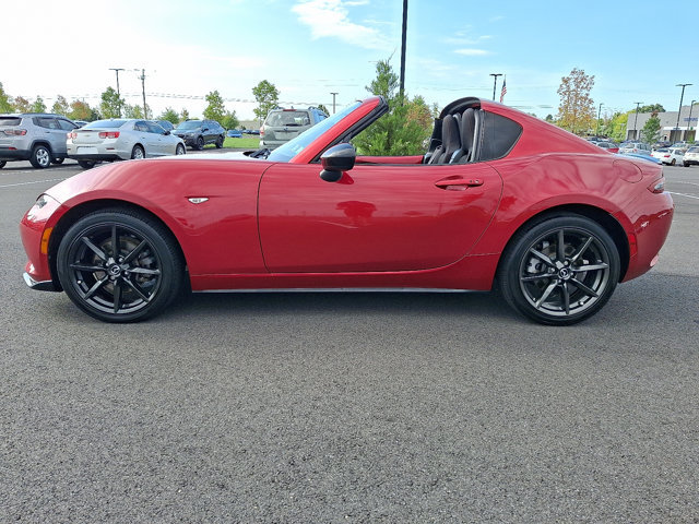 Used 2017 MAZDA MX-5 Miata RF Club RWD image 4