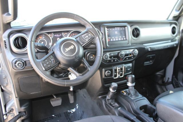 Used 2023 Jeep Wrangler Sport S image 10