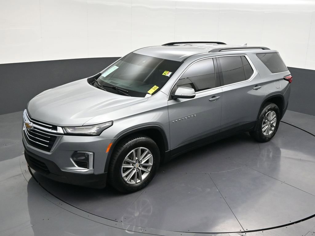 Used 2023 Chevrolet Traverse LT image 17
