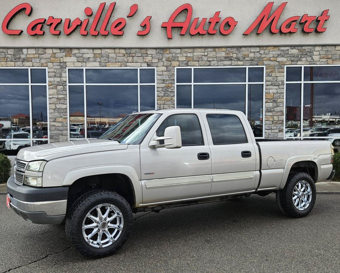 Used 2005 Chevrolet Silverado 2500 LS w/ Heavy-Duty Power Package AWD/4WD image 1
