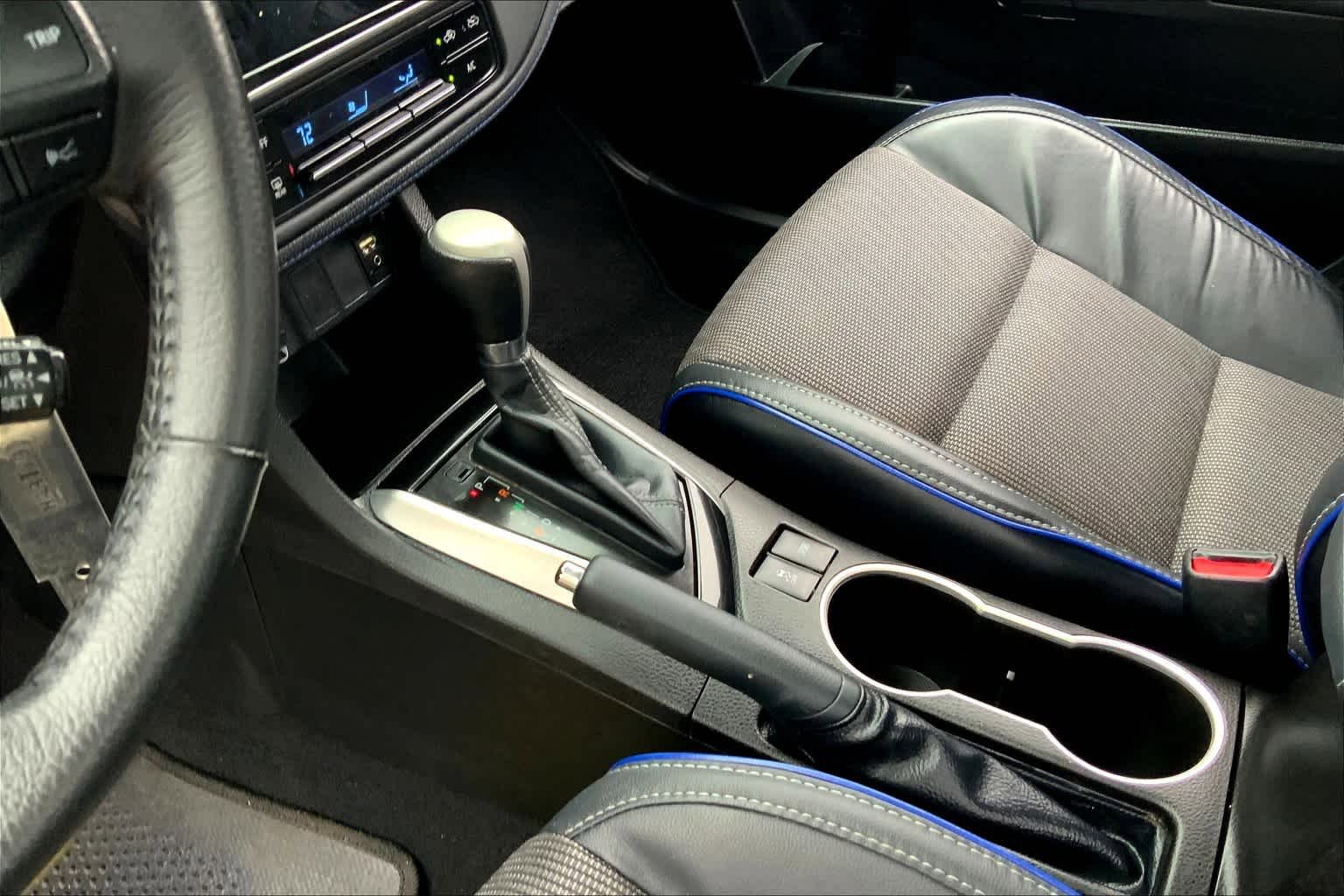 Used 2018 Toyota Corolla SE FWD image 16