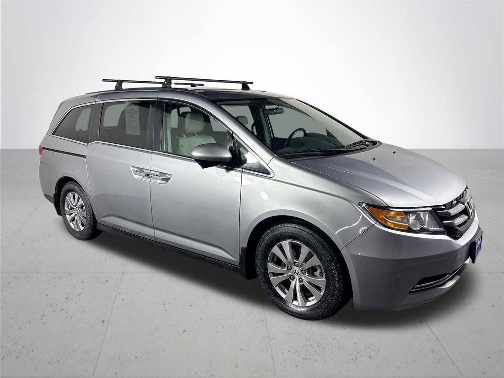 Used 2016 Honda Odyssey SE image 4