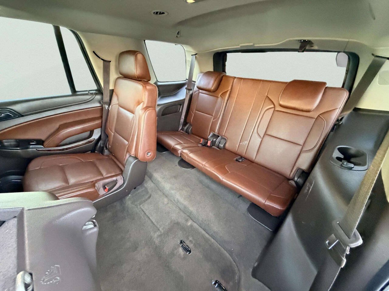Used 2017 Chevrolet Tahoe Premier AWD/4WD image 32