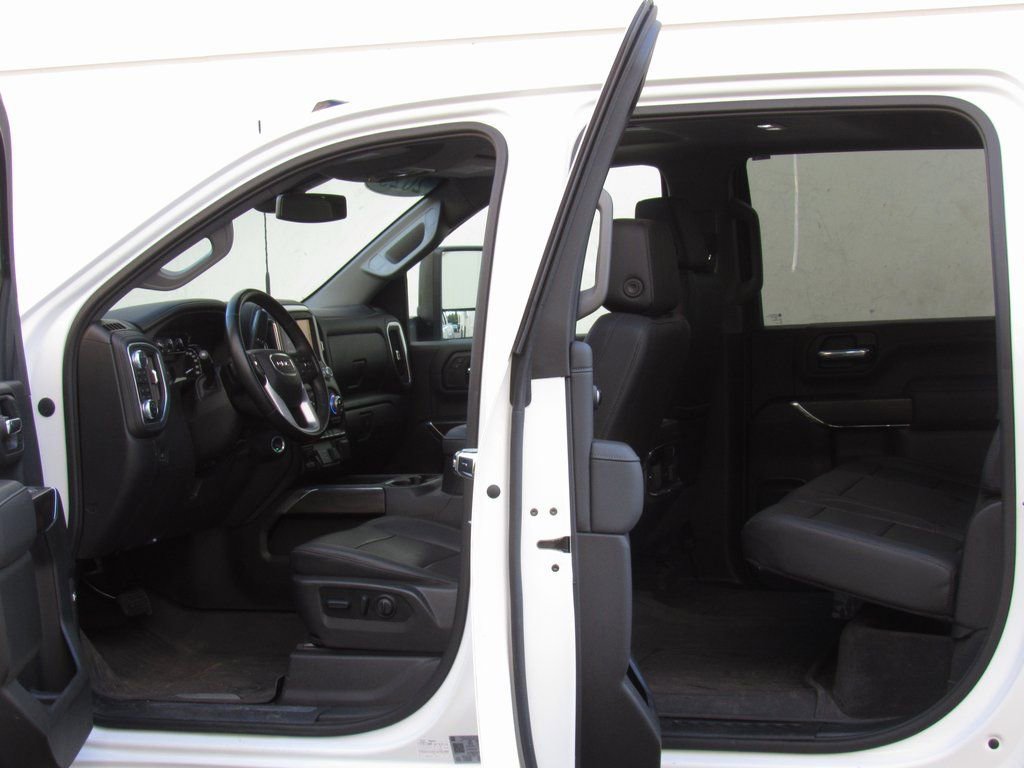 Used 2023 GMC Sierra 3500 SLT w/ SLT Premium Package AWD/4WD image 19