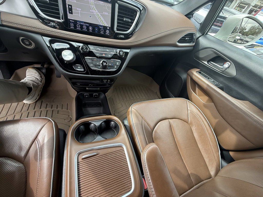 Used 2020 Chrysler Pacifica Limited w/ Advanced Safetytec Group image 11