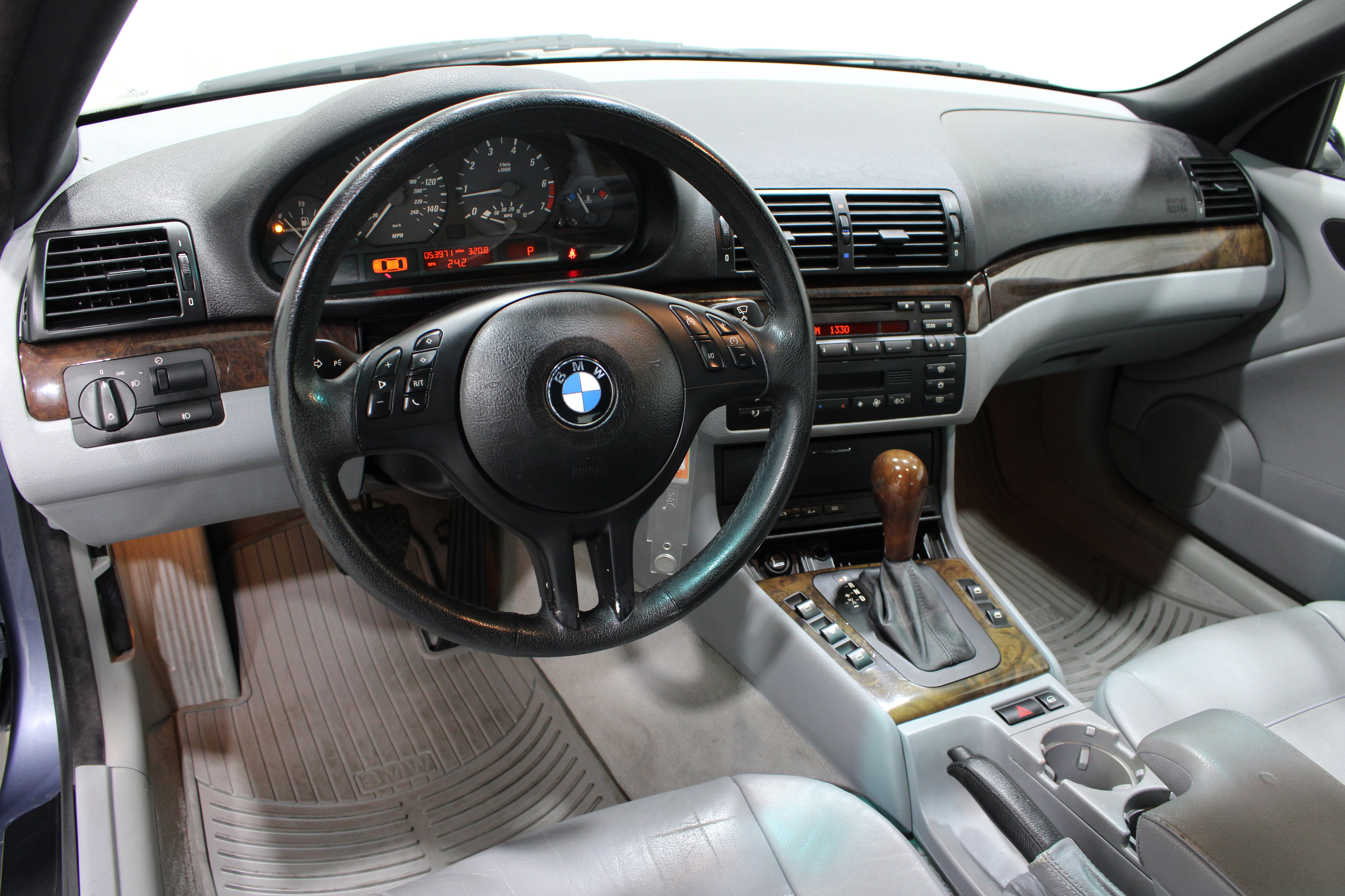 Used 2000 BMW 323ci Convertible RWD image 2