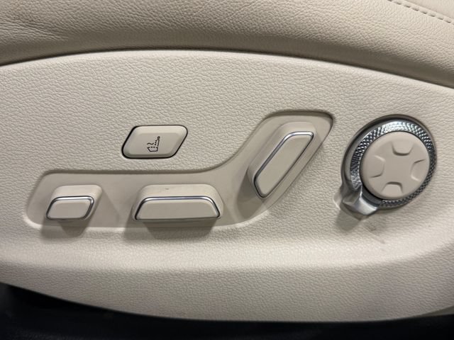 Used 2023 Genesis GV80 2.5T w/ Prestige Package AWD/4WD image 19