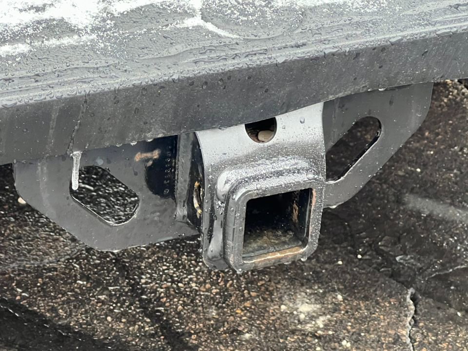 Used 2021 Toyota Tundra SR5 w/ Trail Edition image 6