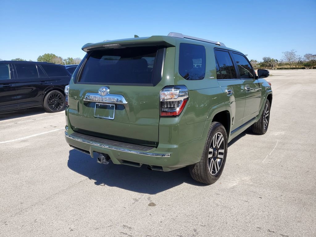 Used 2022 Toyota 4Runner Limited image 4
