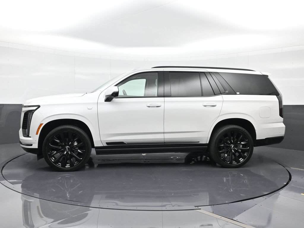 Certified 2025 Cadillac Escalade Sport Platinum w/ LPO, ONYX Package AWD/4WD image 5