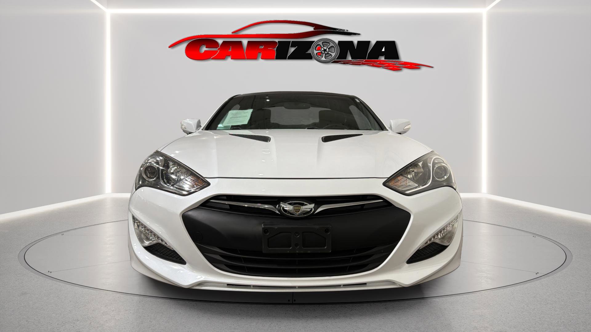 Used 2016 Hyundai Genesis 3.8 image 2