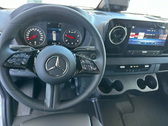 New 2026 Mercedes-Benz Sprinter 2500 image 12