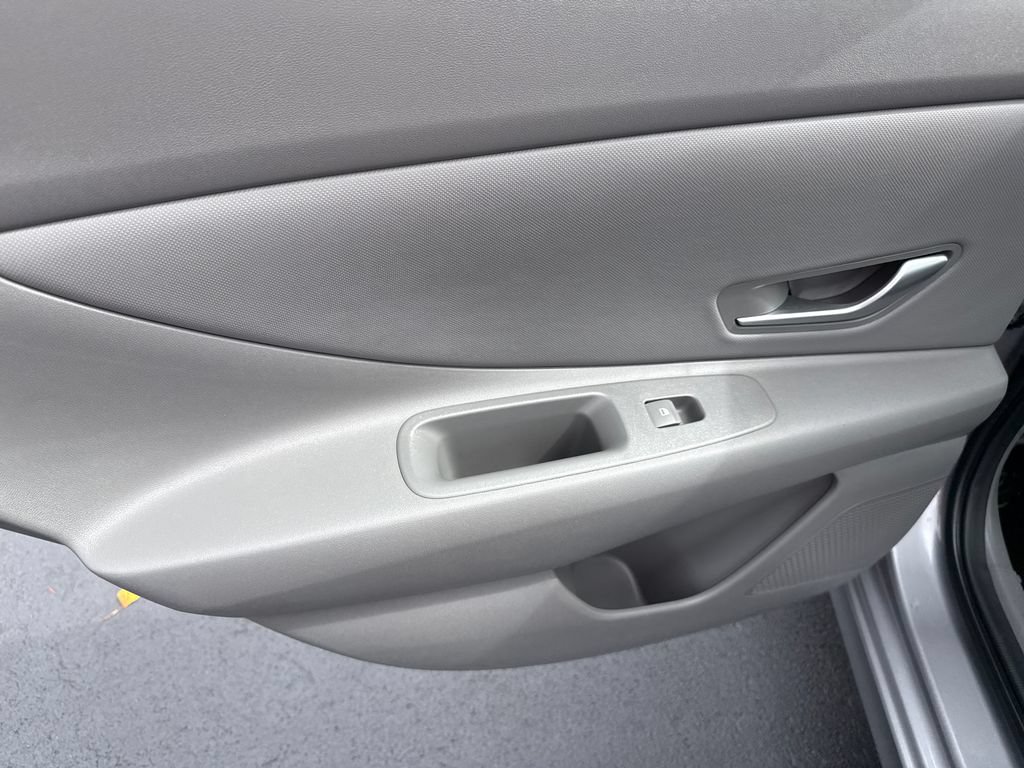 Certified 2025 Hyundai Elantra Sport FWD image 16