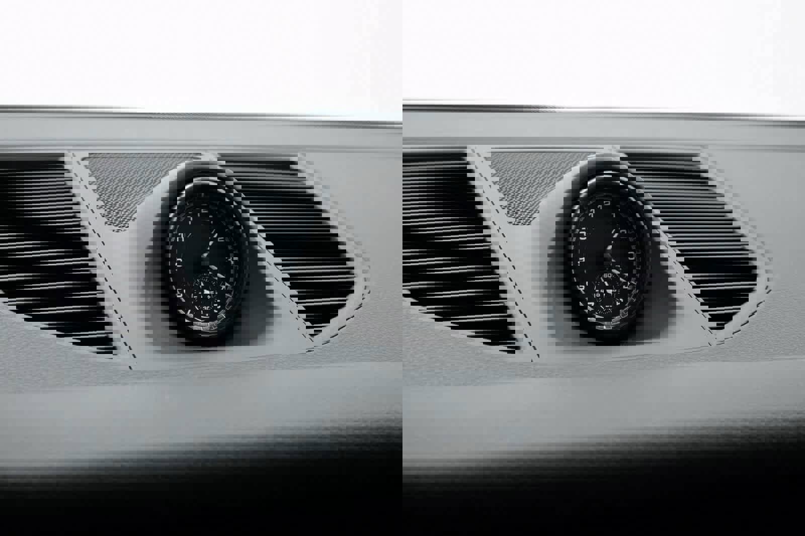 Certified 2025 Porsche Macan S image 25