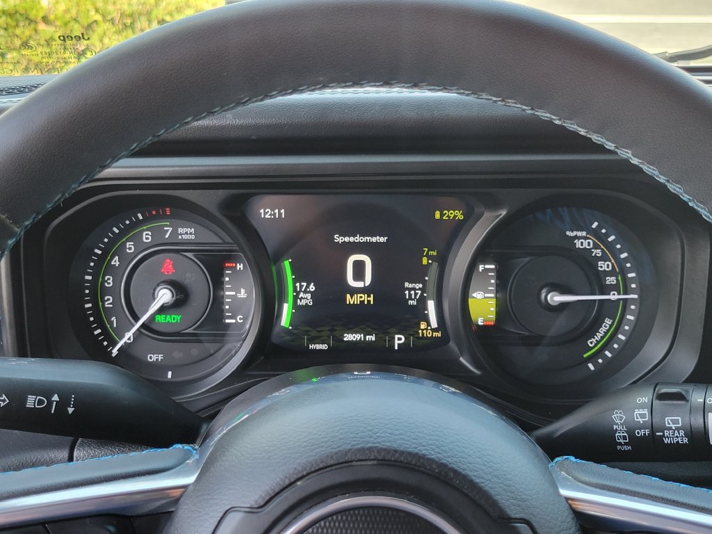 Used 2024 Jeep Wrangler High Altitude AWD/4WD image 7
