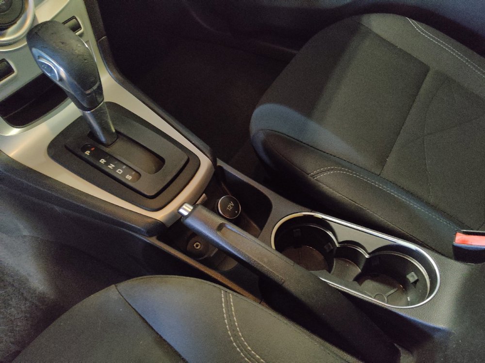 Used 2019 Ford Fiesta SE image 26