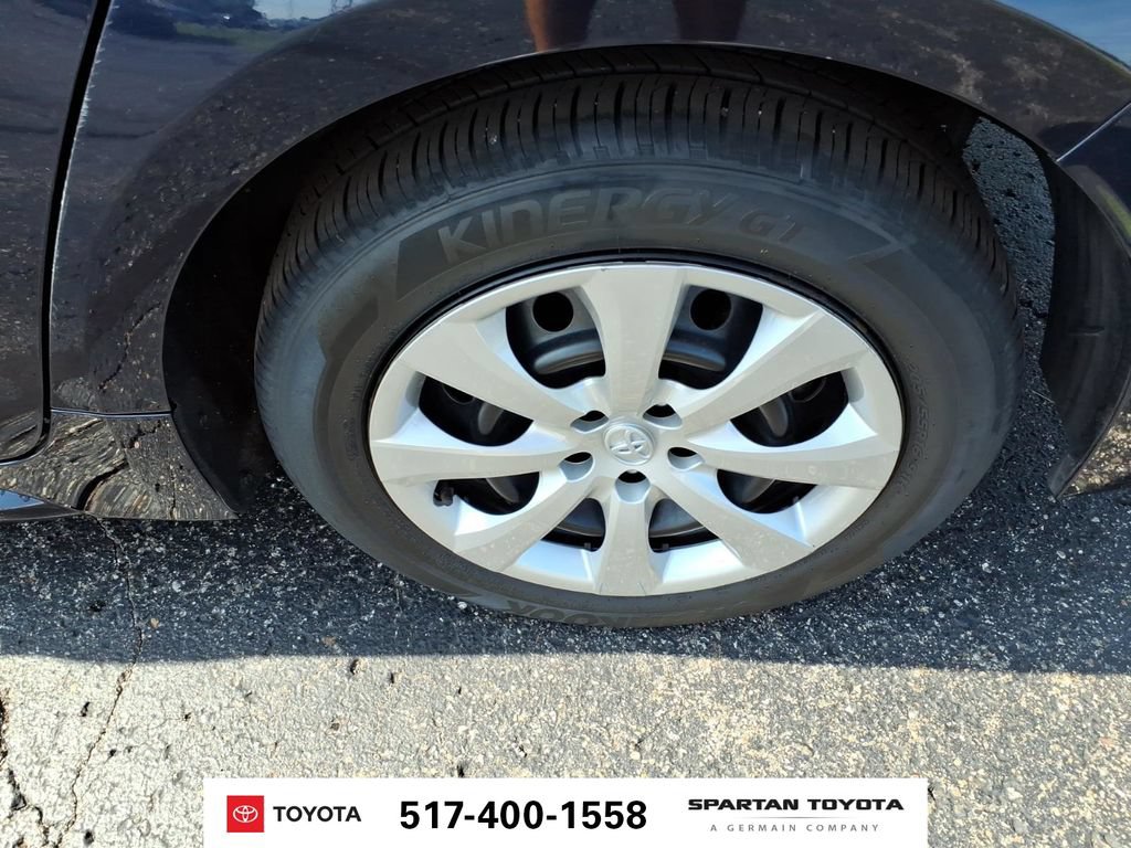 Used 2024 Toyota Corolla LE FWD image 11