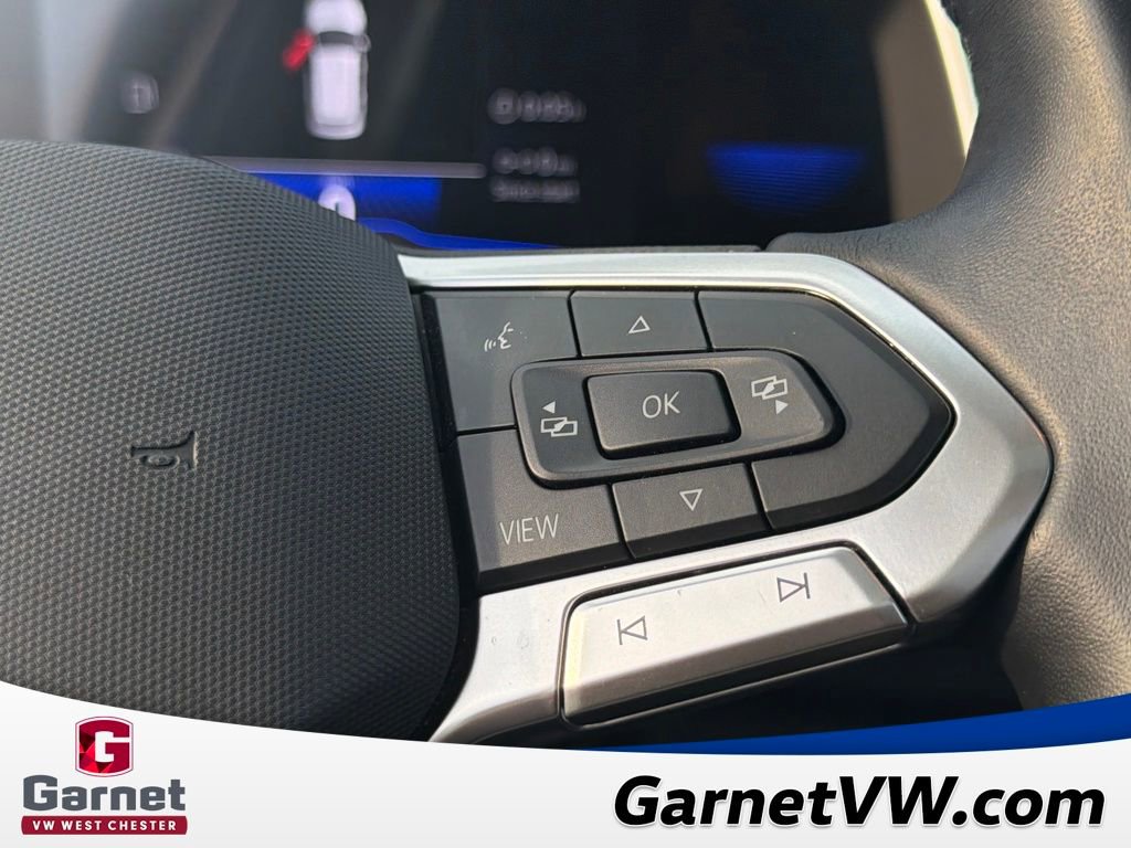 Certified 2023 Volkswagen Jetta SE image 32