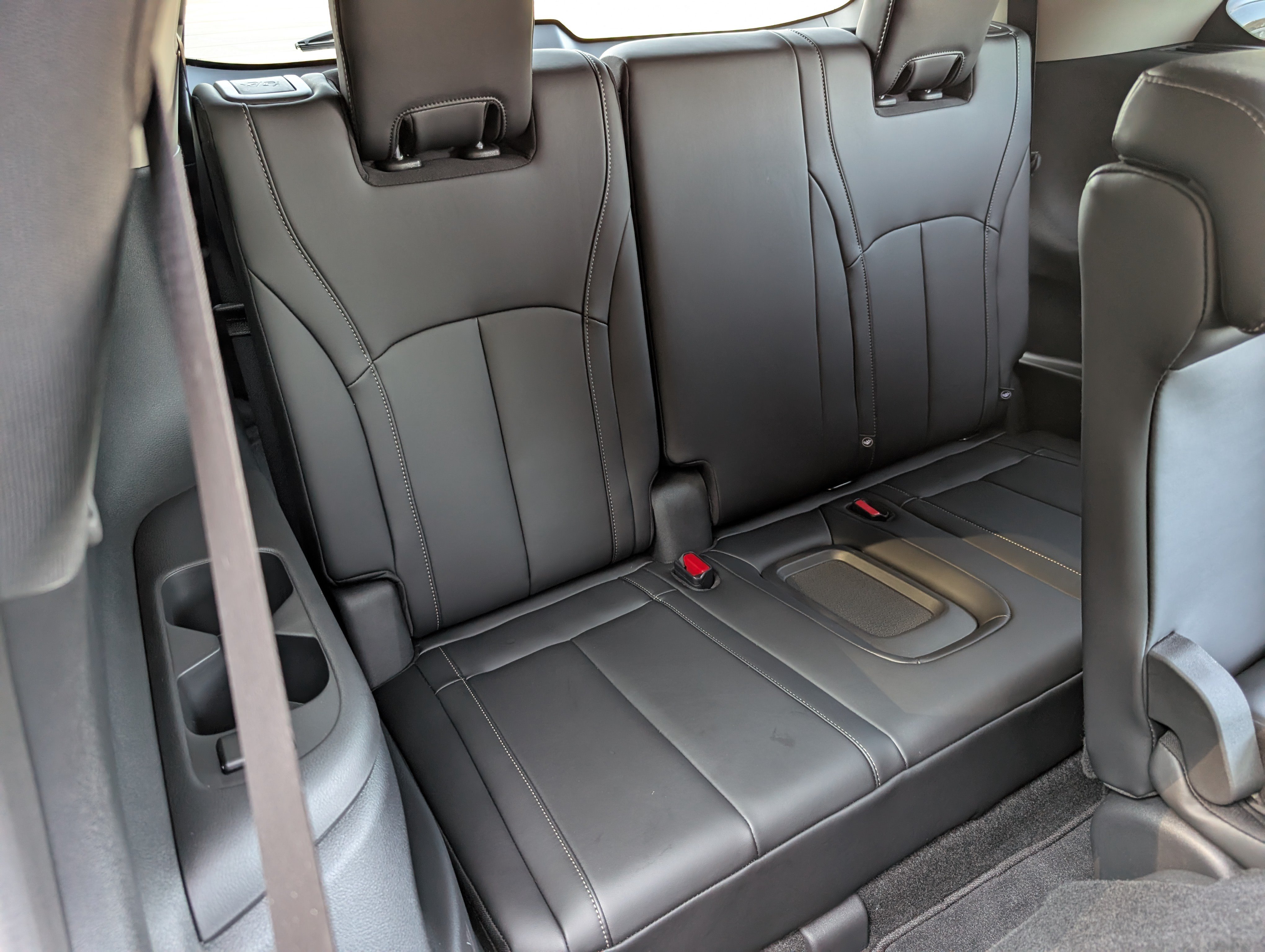 Used 2026 INFINITI QX60 Luxe w/ Family Package FWD image 22
