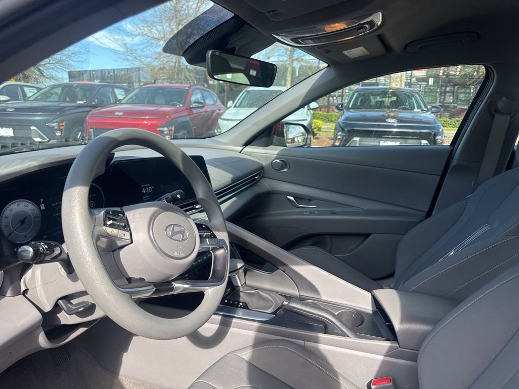 Certified 2024 Hyundai Elantra SEL image 7